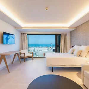 Apart-hotel Playa Victoria Cádis