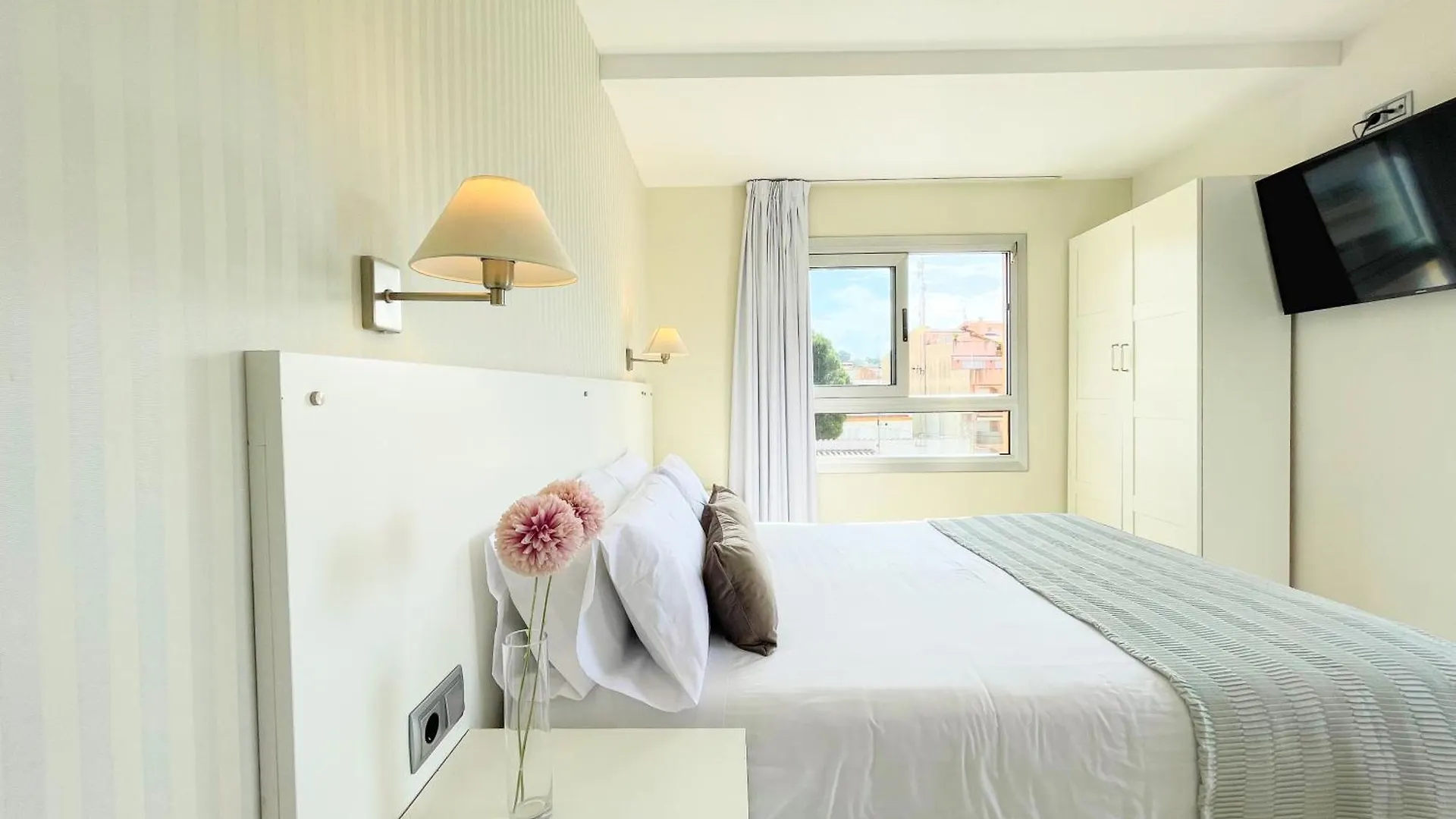 Hotel Turissa Tossa de Mar 2*,  Spain